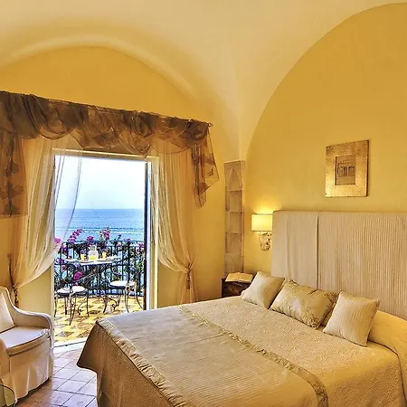 Santa Caterina Amalfi