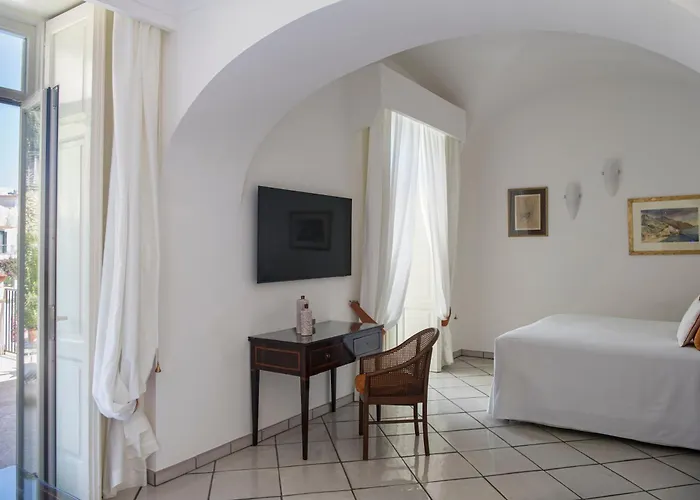 Santa Caterina Hotel