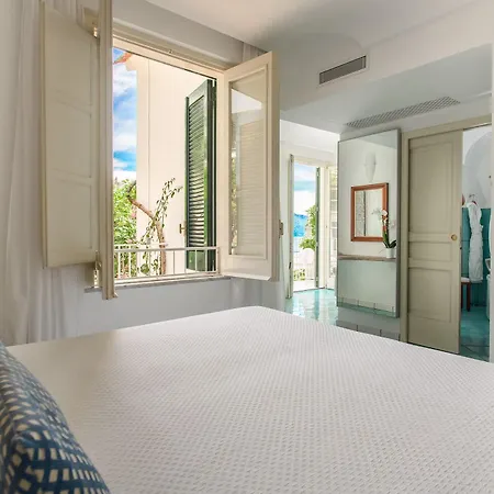 Santa Caterina Готель 5*