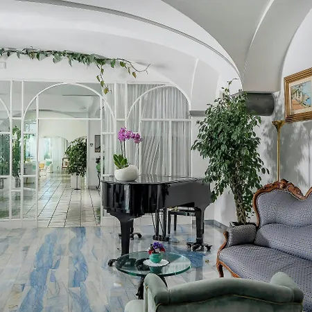 Hotel Santa Caterina 5*