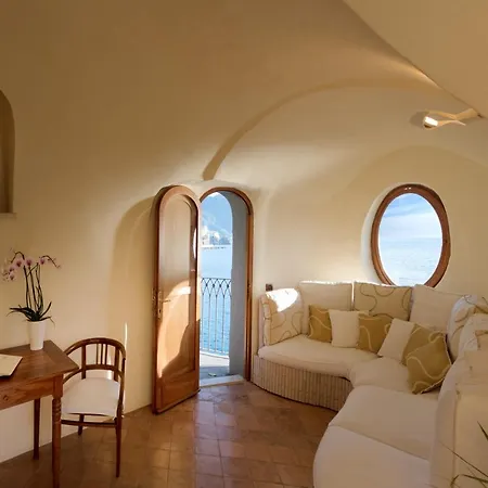 Santa Caterina Готель 5*