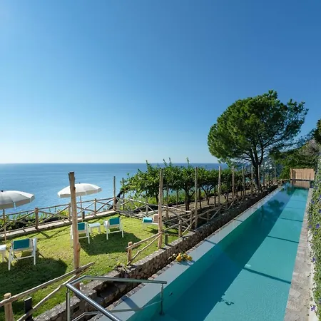 Santa Caterina Hotel