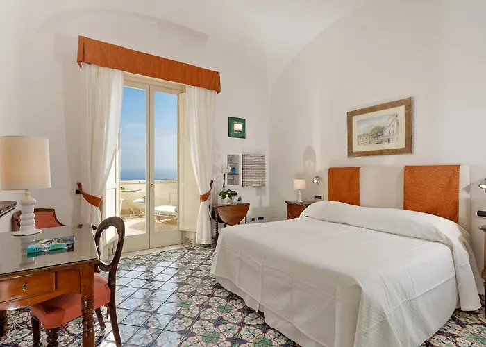 Santa Caterina Hotel